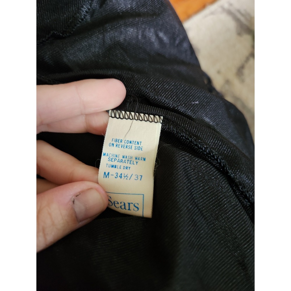 70s/80s Black Nylon‎ Robe - Picture 5 of 6
